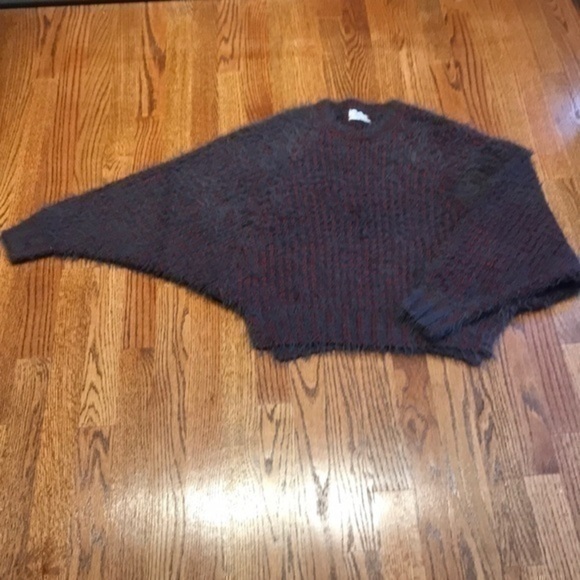 Urban Outfitters Sweater sz xs-tp nwot - Picture 5 of 5